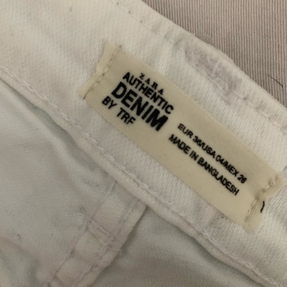 Shorts - Picture 3 of 4